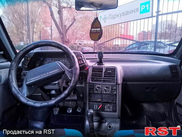Синій ВАЗ 2110, об'ємом двигуна 1.6 л та пробігом 200 тис. км за 1800 $, фото 7 на Automoto.ua