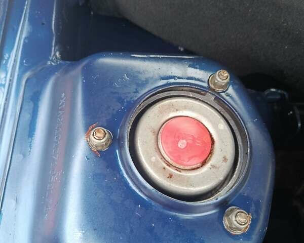 Синий ВАЗ 2110, объемом двигателя 1.6 л и пробегом 230 тыс. км за 2300 $, фото 2 на Automoto.ua