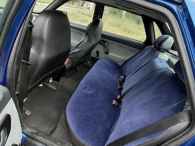 Синій ВАЗ 2110, об'ємом двигуна 1.6 л та пробігом 135 тис. км за 2000 $, фото 5 на Automoto.ua