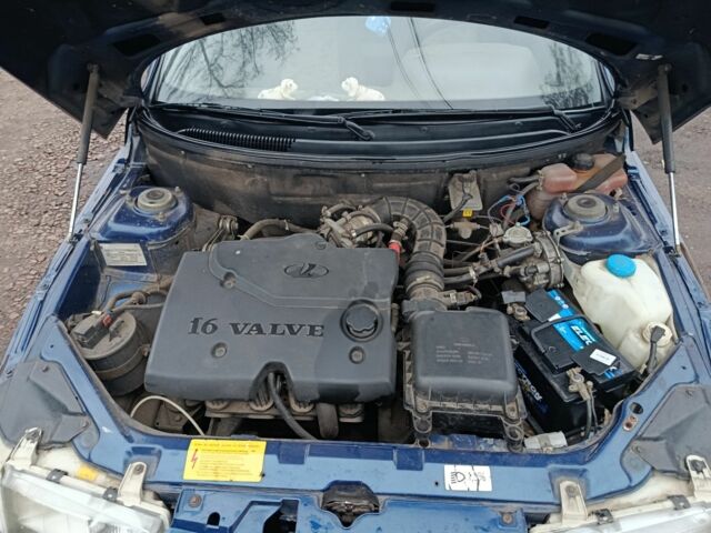 Синій ВАЗ 2110, об'ємом двигуна 1.6 л та пробігом 190 тис. км за 1800 $, фото 4 на Automoto.ua