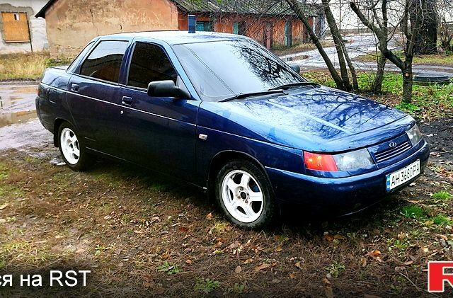 Синий ВАЗ 2110, объемом двигателя 1.6 л и пробегом 240 тыс. км за 3000 $, фото 2 на Automoto.ua