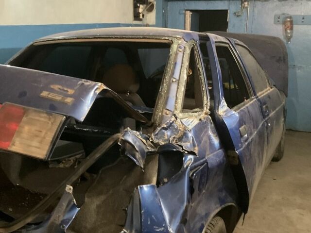 Синий ВАЗ 2110, объемом двигателя 1.6 л и пробегом 57 тыс. км за 550 $, фото 6 на Automoto.ua