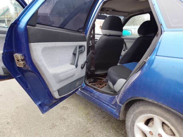 Синій ВАЗ 2110, об'ємом двигуна 1.6 л та пробігом 89 тис. км за 1000 $, фото 6 на Automoto.ua