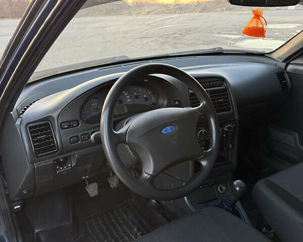 Синій ВАЗ 2110, об'ємом двигуна 1.6 л та пробігом 180 тис. км за 2000 $, фото 11 на Automoto.ua