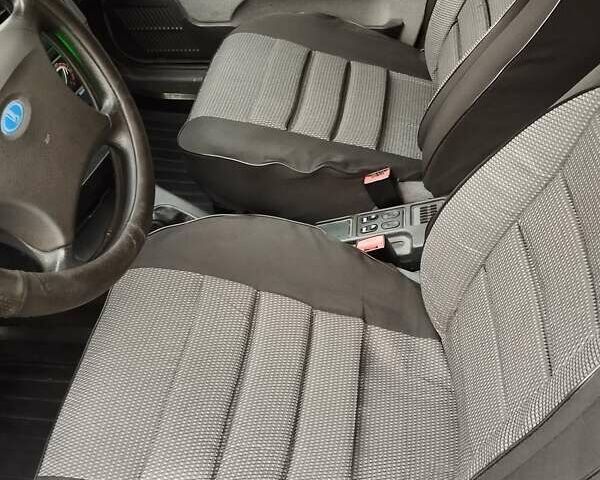 Синій ВАЗ 2110, об'ємом двигуна 1.6 л та пробігом 202 тис. км за 2700 $, фото 14 на Automoto.ua