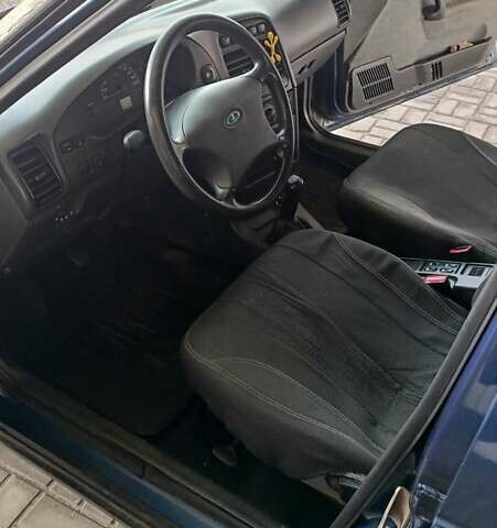 Синий ВАЗ 2110, объемом двигателя 1.6 л и пробегом 244 тыс. км за 3000 $, фото 15 на Automoto.ua