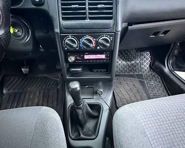 Синий ВАЗ 2110, объемом двигателя 1.6 л и пробегом 119 тыс. км за 2850 $, фото 12 на Automoto.ua