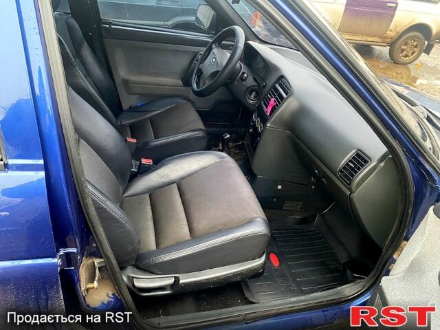 Синий ВАЗ 2110, объемом двигателя 1.6 л и пробегом 230 тыс. км за 1800 $, фото 4 на Automoto.ua