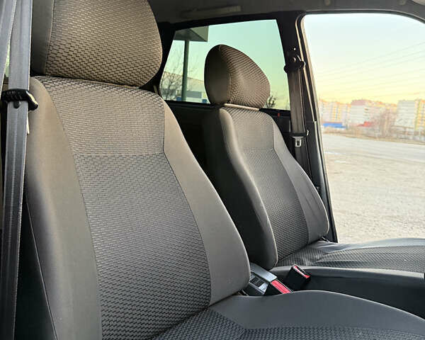 Синій ВАЗ 2110, об'ємом двигуна 1.6 л та пробігом 180 тис. км за 2000 $, фото 18 на Automoto.ua