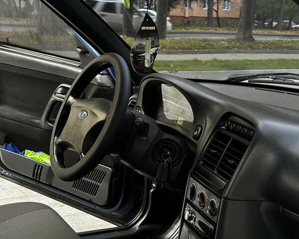 Синий ВАЗ 2110, объемом двигателя 1.6 л и пробегом 115 тыс. км за 2700 $, фото 19 на Automoto.ua