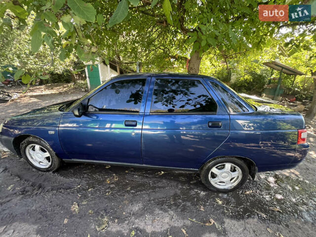 Синий ВАЗ 2110, объемом двигателя 1.6 л и пробегом 254 тыс. км за 2200 $, фото 1 на Automoto.ua