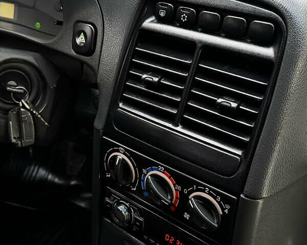 Синий ВАЗ 2110, объемом двигателя 1.6 л и пробегом 115 тыс. км за 2550 $, фото 27 на Automoto.ua