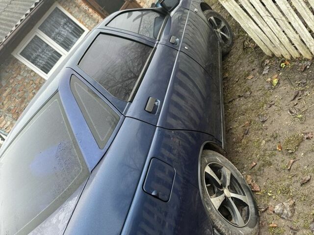 Синий ВАЗ 2110, объемом двигателя 1.6 л и пробегом 90 тыс. км за 1900 $, фото 2 на Automoto.ua