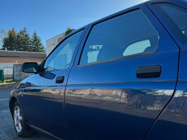 Синій ВАЗ 2110, об'ємом двигуна 1.6 л та пробігом 180 тис. км за 2550 $, фото 9 на Automoto.ua