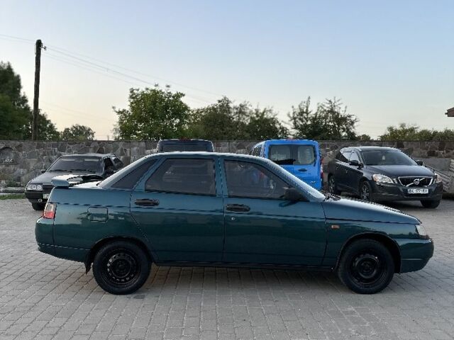 Зеленый ВАЗ 2110, объемом двигателя 1.5 л и пробегом 310 тыс. км за 1800 $, фото 4 на Automoto.ua