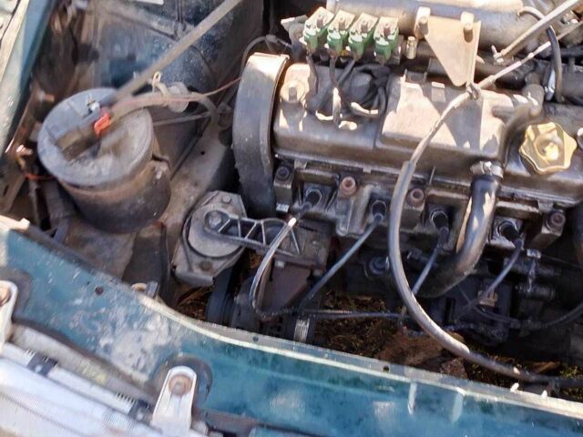 Зелений ВАЗ 2110, об'ємом двигуна 1.5 л та пробігом 1000 тис. км за 1100 $, фото 6 на Automoto.ua