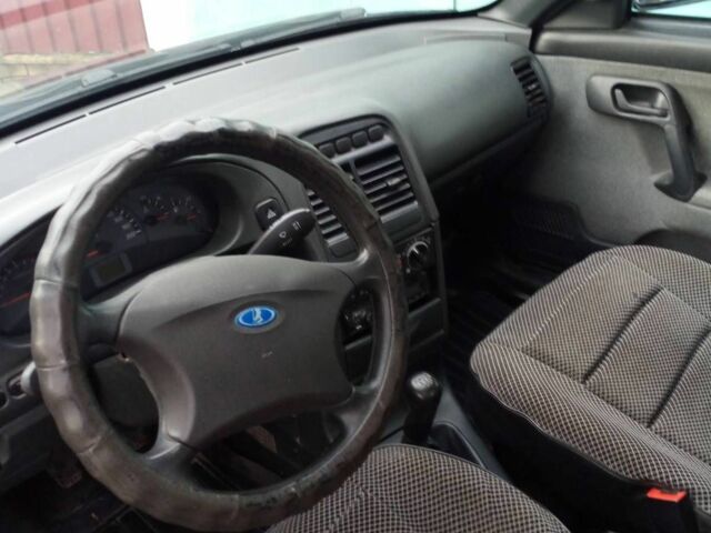 Зеленый ВАЗ 2110, объемом двигателя 1.6 л и пробегом 158 тыс. км за 1700 $, фото 5 на Automoto.ua