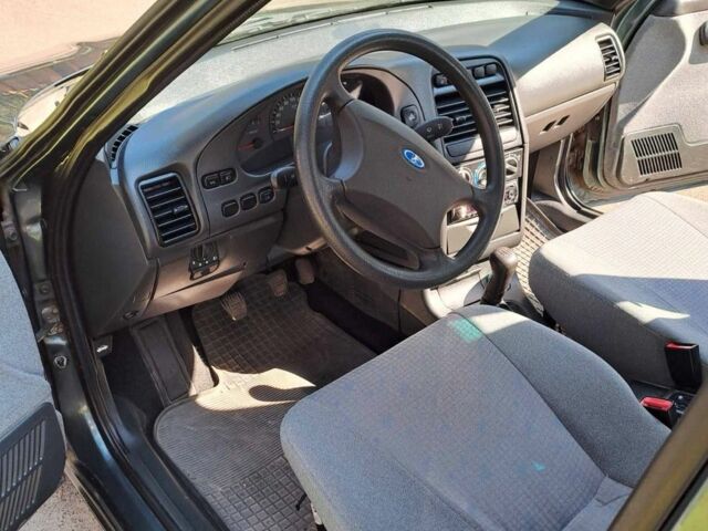 Зелений ВАЗ 2110, об'ємом двигуна 1.6 л та пробігом 67 тис. км за 3300 $, фото 6 на Automoto.ua