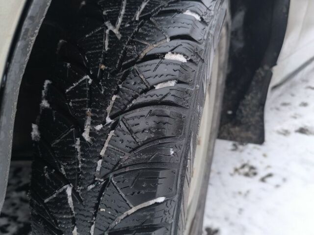 Зеленый ВАЗ 2110, объемом двигателя 1.5 л и пробегом 144 тыс. км за 1600 $, фото 6 на Automoto.ua