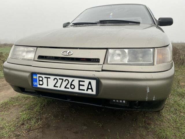 Зеленый ВАЗ 2110, объемом двигателя 1.5 л и пробегом 300 тыс. км за 1350 $, фото 1 на Automoto.ua