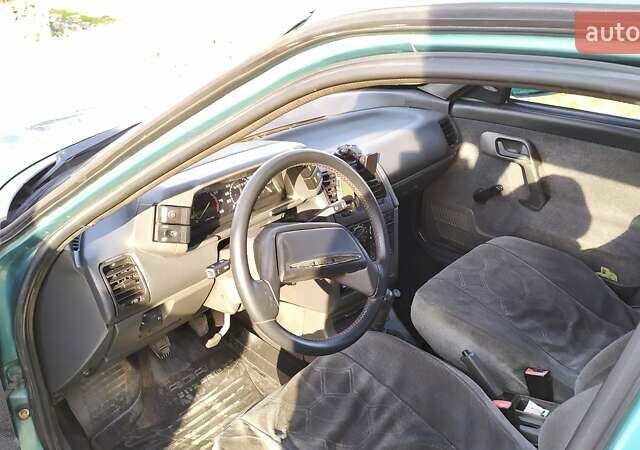 Зеленый ВАЗ 2110, объемом двигателя 1.5 л и пробегом 186 тыс. км за 1299 $, фото 15 на Automoto.ua