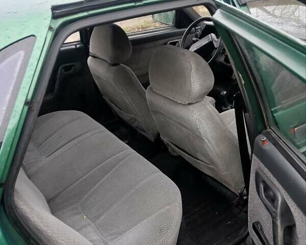 Зелений ВАЗ 2110, об'ємом двигуна 1.5 л та пробігом 142 тис. км за 950 $, фото 3 на Automoto.ua