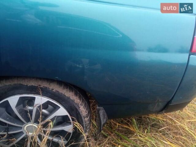 Зеленый ВАЗ 2110, объемом двигателя 1.5 л и пробегом 104 тыс. км за 800 $, фото 3 на Automoto.ua