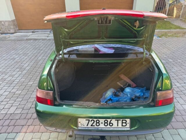 Зеленый ВАЗ 2110, объемом двигателя 1.5 л и пробегом 377 тыс. км за 1500 $, фото 15 на Automoto.ua