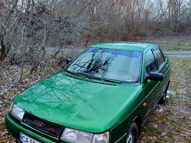 Зеленый ВАЗ 2110, объемом двигателя 1.5 л и пробегом 300 тыс. км за 1350 $, фото 5 на Automoto.ua
