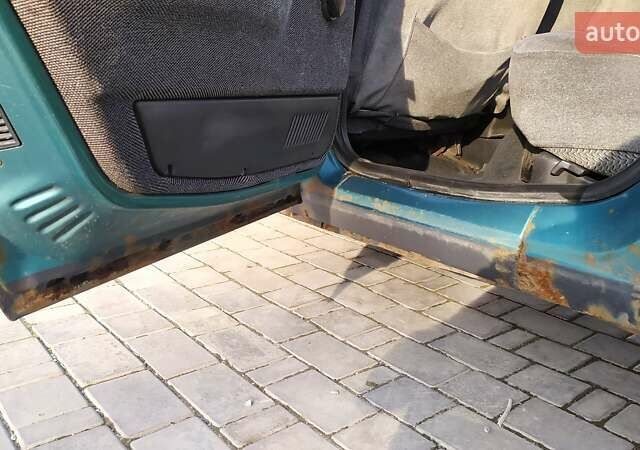 Зеленый ВАЗ 2110, объемом двигателя 1.5 л и пробегом 186 тыс. км за 1299 $, фото 12 на Automoto.ua