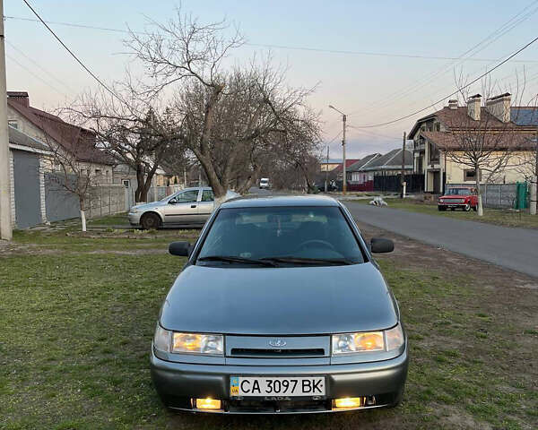 Зеленый ВАЗ 2110, объемом двигателя 1.5 л и пробегом 200 тыс. км за 1850 $, фото 1 на Automoto.ua