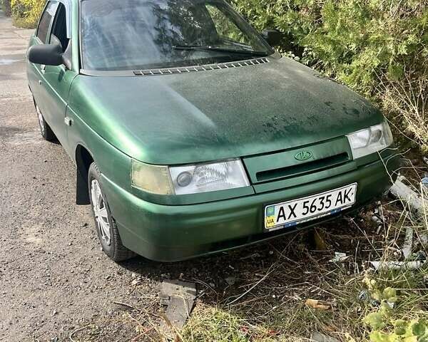 Зеленый ВАЗ 2110, объемом двигателя 1.5 л и пробегом 300 тыс. км за 1200 $, фото 3 на Automoto.ua