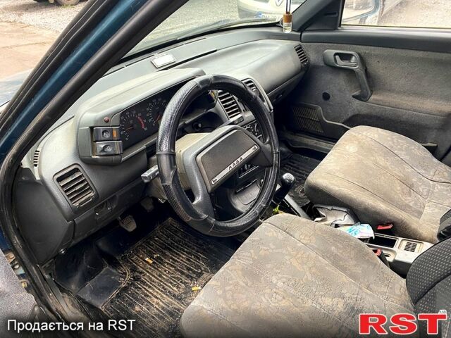 Зелений ВАЗ 2110, об'ємом двигуна 1.5 л та пробігом 165 тис. км за 850 $, фото 2 на Automoto.ua