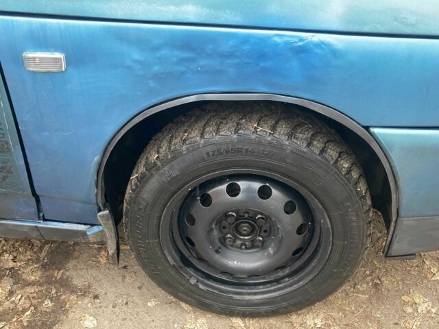 Зеленый ВАЗ 2110, объемом двигателя 1.5 л и пробегом 100 тыс. км за 700 $, фото 6 на Automoto.ua