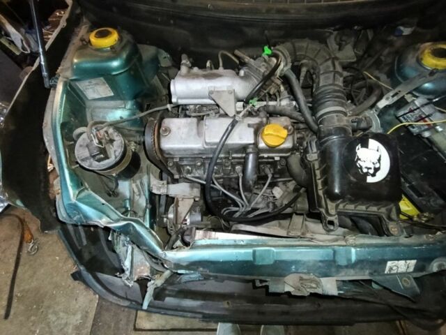 Зелений ВАЗ 2110, об'ємом двигуна 1.5 л та пробігом 295 тис. км за 800 $, фото 21 на Automoto.ua