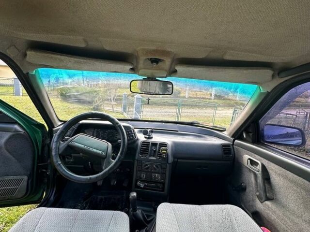 Зеленый ВАЗ 2110, объемом двигателя 1.5 л и пробегом 370 тыс. км за 1700 $, фото 7 на Automoto.ua