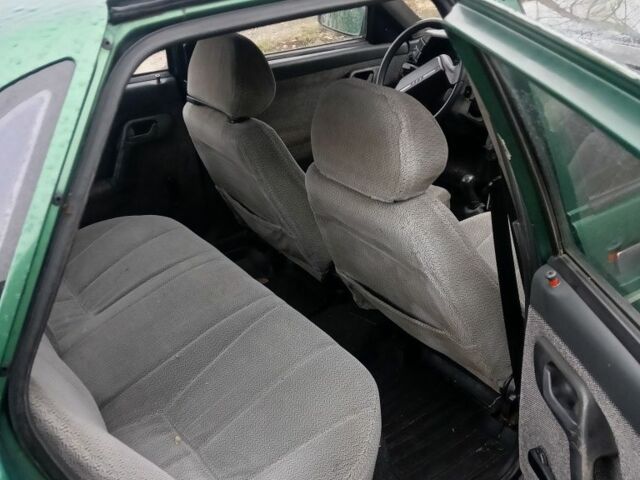 Зеленый ВАЗ 2110, объемом двигателя 1.5 л и пробегом 142 тыс. км за 1100 $, фото 6 на Automoto.ua