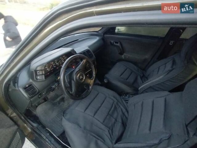 ВАЗ 2110 1999 в Житомире на Automoto.ua Зеленый ВАЗ 2110, объемом двигателя 1.5 л и пробегом 250 тыс. км за 700 $, фото 4 на Automoto.ua