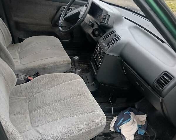 Зелений ВАЗ 2110, об'ємом двигуна 1.5 л та пробігом 142 тис. км за 950 $, фото 1 на Automoto.ua