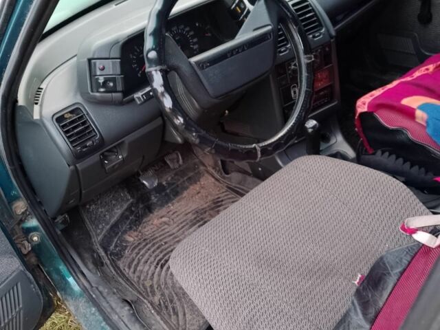 Зеленый ВАЗ 2110, объемом двигателя 0 л и пробегом 110 тыс. км за 1000 $, фото 3 на Automoto.ua