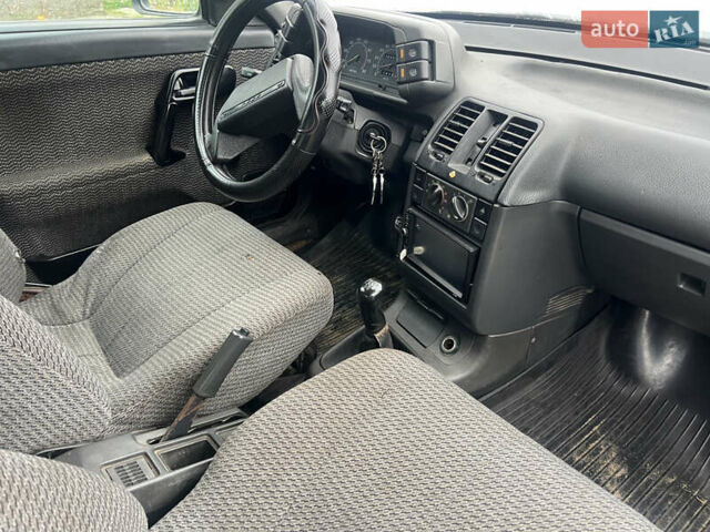 Зелений ВАЗ 2110, об'ємом двигуна 0 л та пробігом 326 тис. км за 1000 $, фото 2 на Automoto.ua