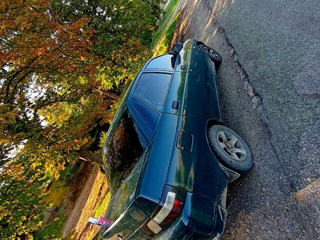 Зеленый ВАЗ 2110, объемом двигателя 1.5 л и пробегом 248 тыс. км за 1400 $, фото 3 на Automoto.ua