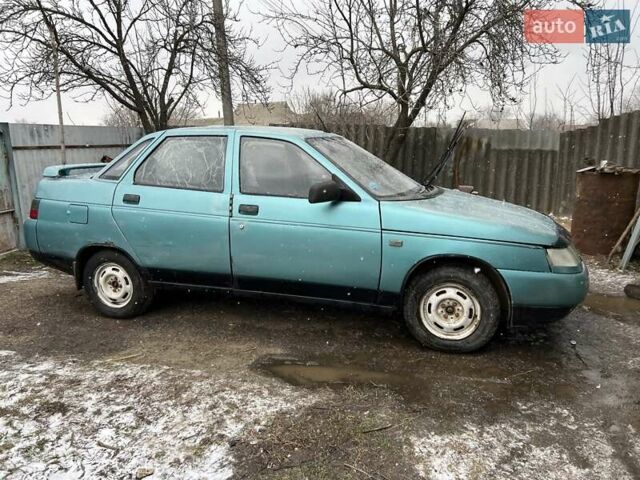 Зеленый ВАЗ 2110, объемом двигателя 1.5 л и пробегом 428 тыс. км за 1000 $, фото 1 на Automoto.ua