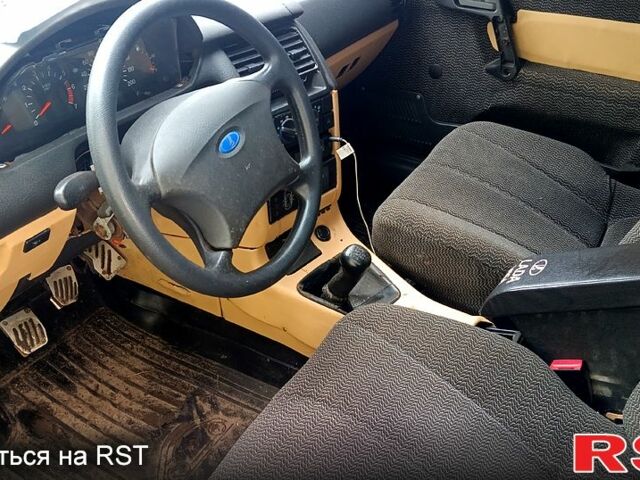 Зеленый ВАЗ 2110, объемом двигателя 1.5 л и пробегом 0 тыс. км за 900 $, фото 1 на Automoto.ua