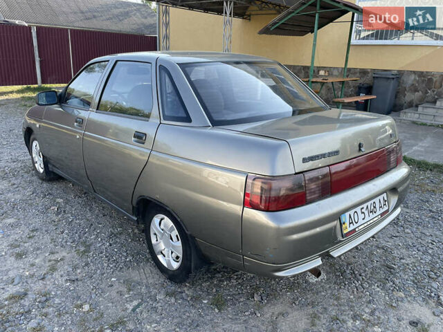 Зеленый ВАЗ 2110, объемом двигателя 1.5 л и пробегом 235 тыс. км за 1550 $, фото 5 на Automoto.ua