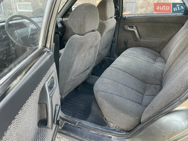 Зеленый ВАЗ 2110, объемом двигателя 1.5 л и пробегом 235 тыс. км за 1550 $, фото 7 на Automoto.ua