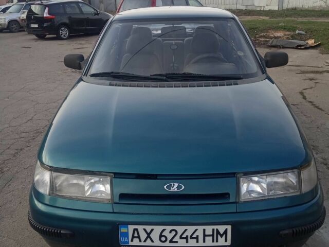 Зеленый ВАЗ 2110, объемом двигателя 1.5 л и пробегом 175 тыс. км за 1550 $, фото 4 на Automoto.ua