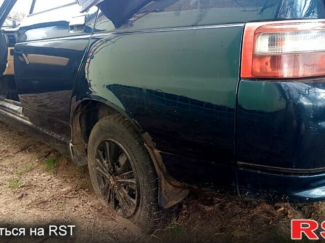 Зеленый ВАЗ 2110, объемом двигателя 1.5 л и пробегом 0 тыс. км за 900 $, фото 2 на Automoto.ua