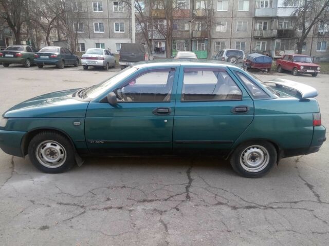 Зеленый ВАЗ 2110, объемом двигателя 1.5 л и пробегом 175 тыс. км за 1550 $, фото 5 на Automoto.ua