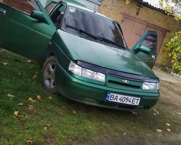 Зеленый ВАЗ 2110, объемом двигателя 1.5 л и пробегом 200 тыс. км за 1650 $, фото 2 на Automoto.ua